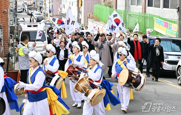이민근 안산시장“나라 사랑하는 마음 기억… 안산의 미래로 잇겠다”