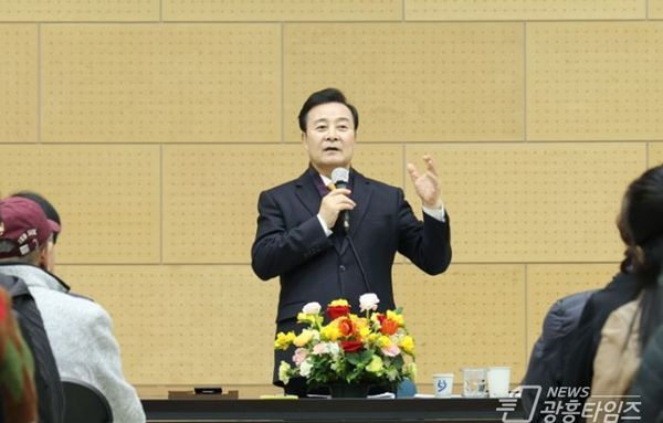 김성제 의왕시장, ‘새해 시정 설명회’에서 청계동 주민 만나!