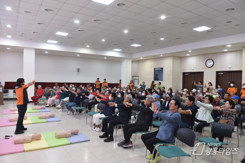 광명소방서, 안심을 넘어 감동으로~ 119와 함께하는 어르신 안전교육 실시(사진제공=광명소방서)