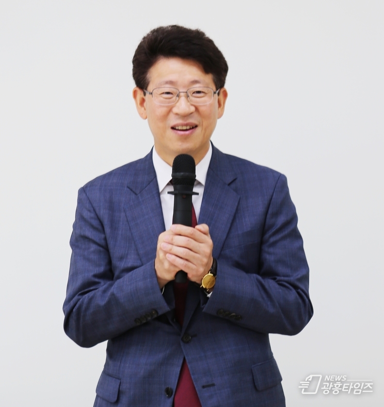 최기식 위원장
