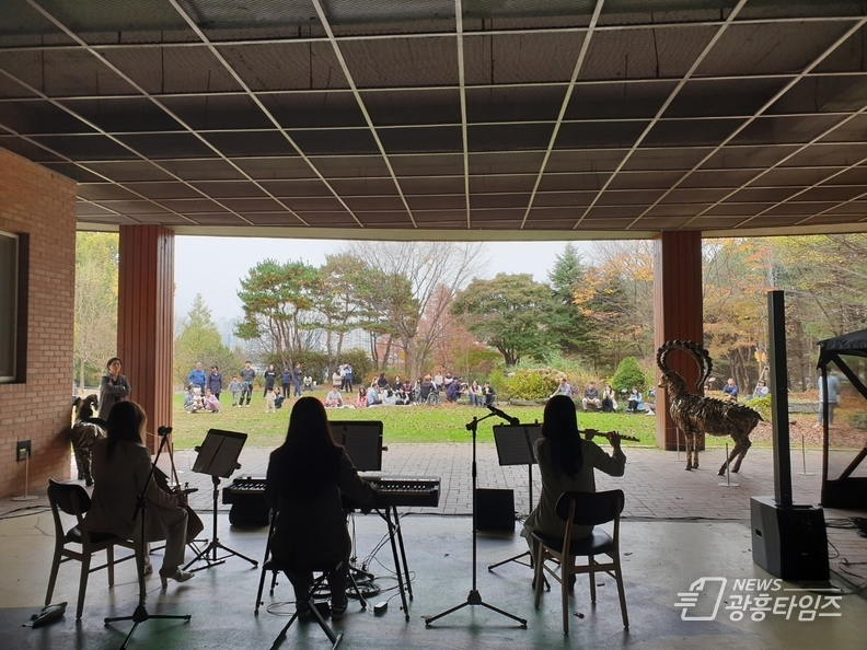 찾아가는 전시회 4차 전시(물향기수목원)
