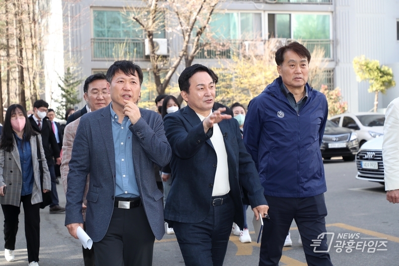 3월 원희룡 국토부장관과 산본을 돌아보는 하은호 군포시장