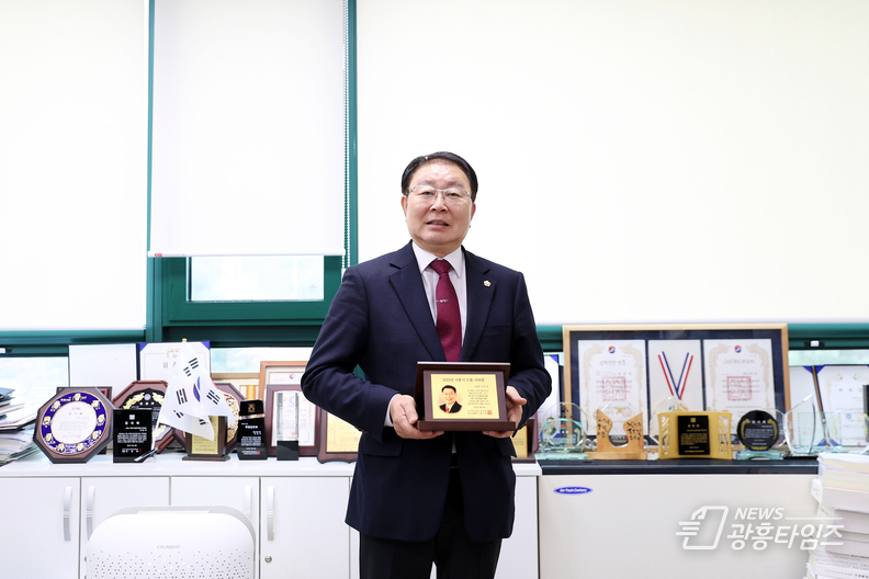 시흥시 으뜸 시의원_안돈의 도시환경위원장