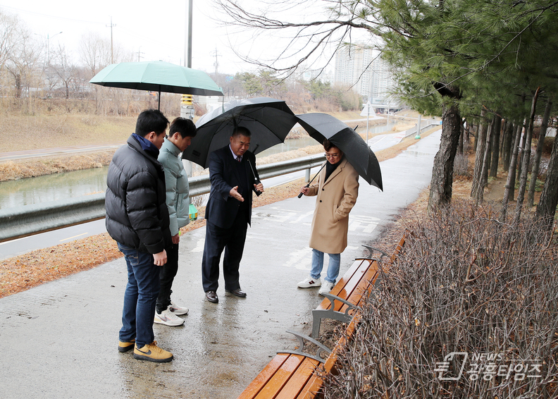 이재한 의원, 시 담당부서 직원들과 현장 방문