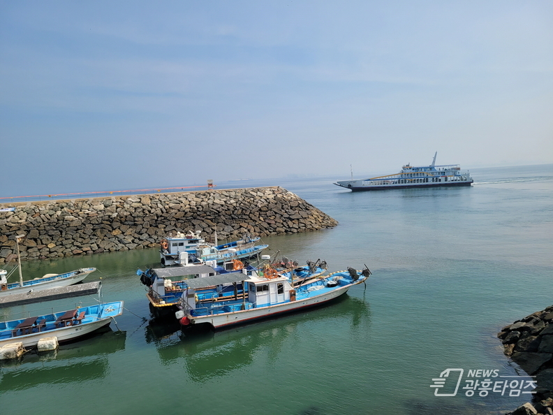 저조시에 바라본 방아머리항 전경 모습