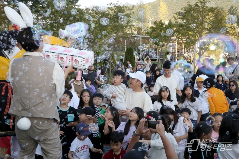 '새빛으로 여는 정원’ 광명시 2024 제1회 광명정원문화축제 성료