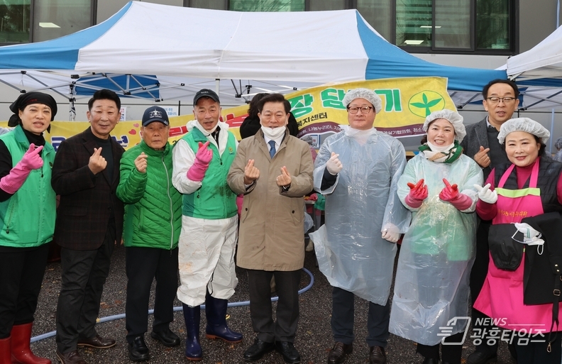박승원 시장“따뜻한 마음 전하러 오늘도 현장 뜁니다”
