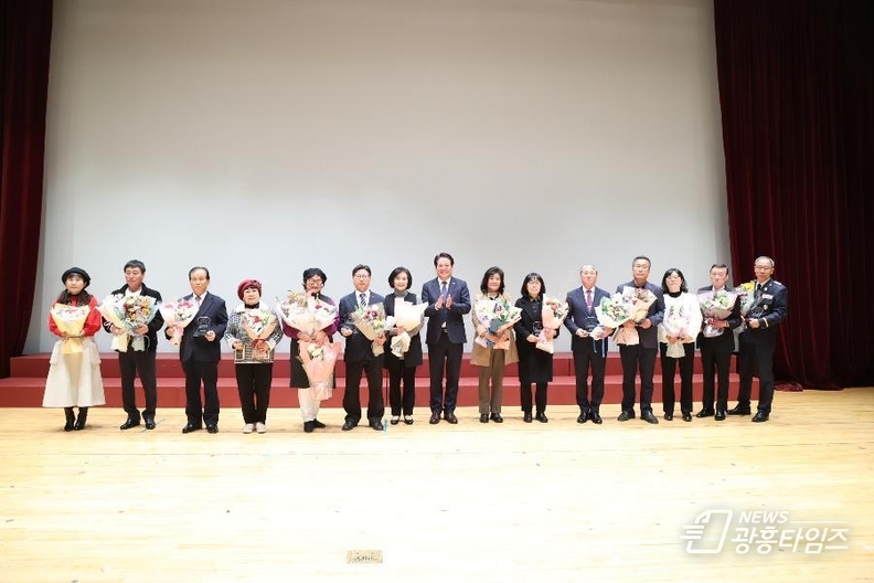 안양시, 자원봉사자 노고 기려...오는 5일 자원봉사자 대회 개최