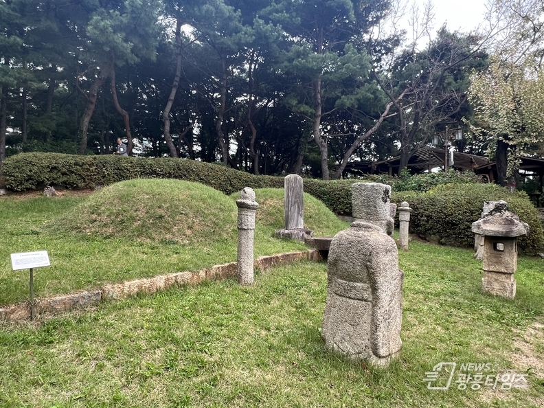 함천군 이억재 묘역