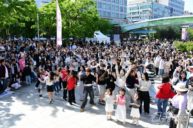 제21회 안산국제거리극축제, 54만여 명 관람객과 함께 성황리에 마무리