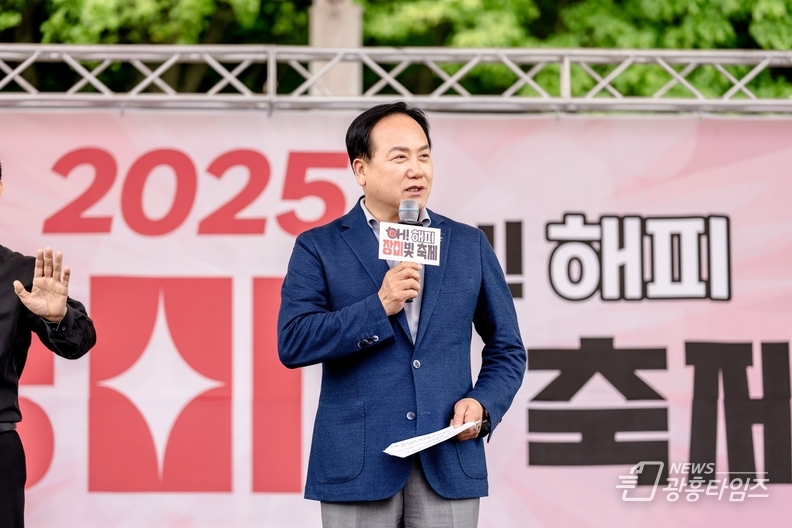 오산 '오! 해피 장미 빛 축제' 개막...도심 속 장미 정원에 시민 발길