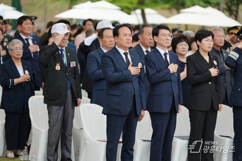 오산시, 유엔군 스미스부대 추도식 엄수