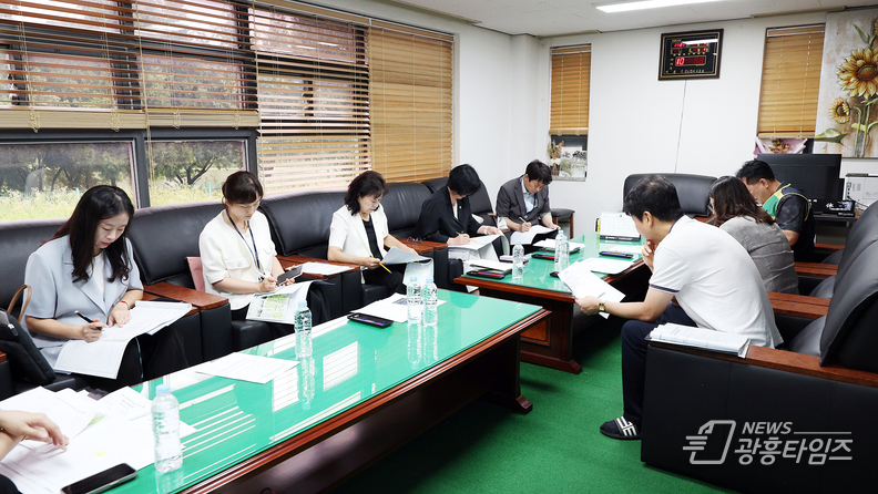 시흥시의회 의원 연구단체 「시민힐링을 위한 치유농업 연구회」, 치유농업센터 공사 현장 방문 나서