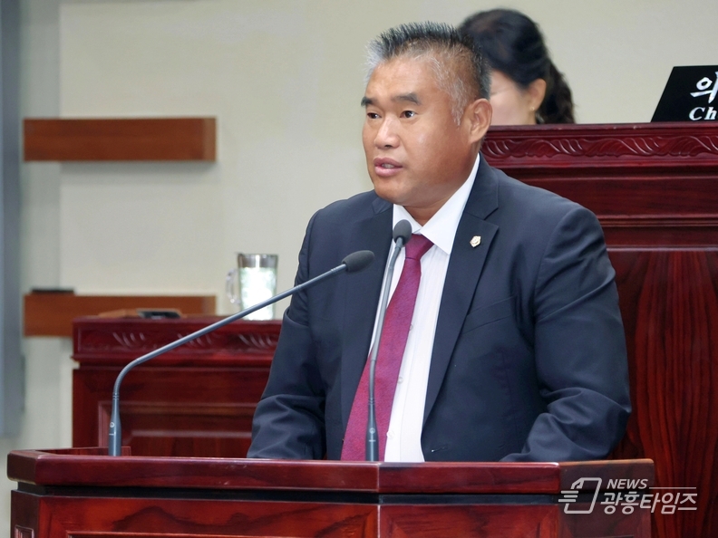이재한 의원, “어르신 전용 건강관리 앱 개발” 제안 돌봄 통합 시행 앞두고 초고령사회 대비한 맞춤형 정책 필요성 강조