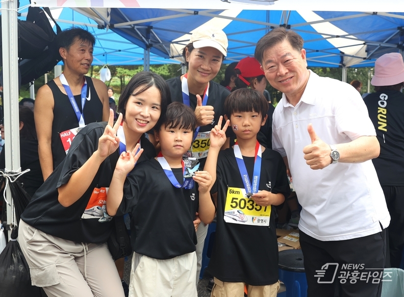 7천 200여 명 달린 평화와 화합의 대축제…2025 KTX광명역 평화마라톤 성황리 마무리