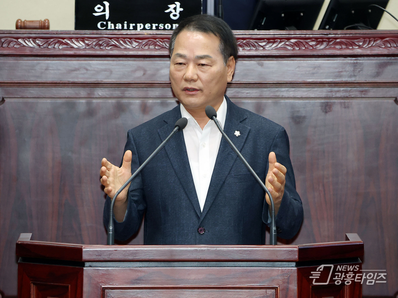 5분 자유벌언을 하고 있는 안성환 의원