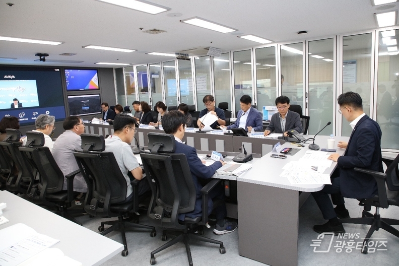 추석 명절 종합대책 회의 사진1(9월 29일 오전 10시 시청 8층 재난안전상황실)
