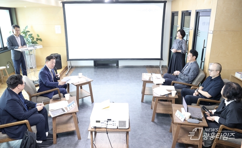 광명시, 2026년 생활임금 결정 앞두고 전문가 의견 수렴
