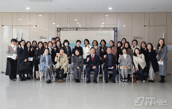 의왕시, 제6회 레지오 기록 작업 전시회 개최!