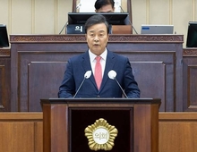 [속보] 김성제 의왕시장, 아파트 골프연습장서 심정지로 발견…응급치료 후 호흡·맥박 회복