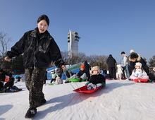 의왕왕송호수 겨울축제 '겨울아 놀자' 아이들에게 큰 인기!