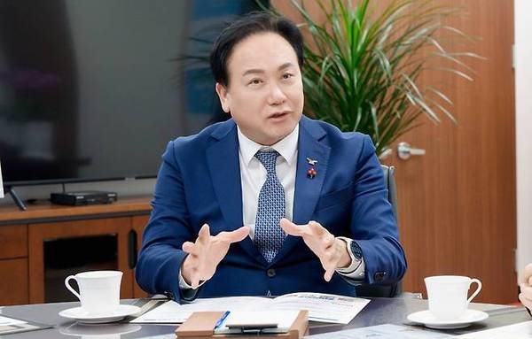 이권재 오산시장, 서부로 도로붕괴 사고 관련 “공무원도 국민… 부당한 마녀사냥 멈춰야”