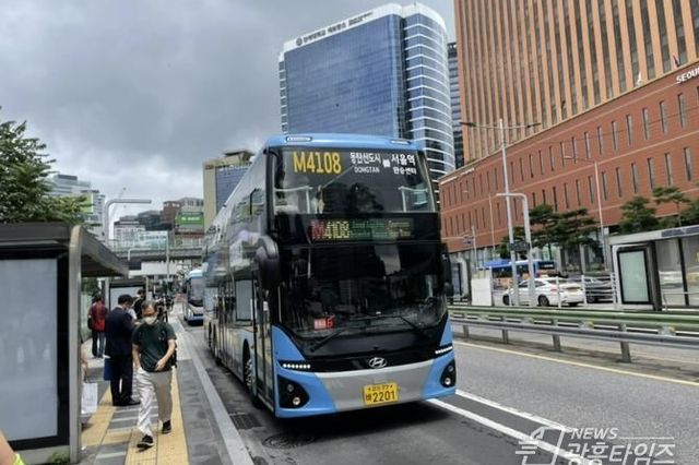 출근길 버스 혼잡 해소 나선 화성특례시…전세버스 추가 투입!