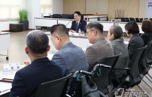 ‘장애인과 함께 모두가 행복한 안양’ 실현 위한 2026년 안양시장애인복지위원회 개최!