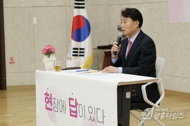 "시민 곁으로 찾아갑니다" 군포시, '동 순회 민원상담소, 찾아가는 이동시장실' 운영!