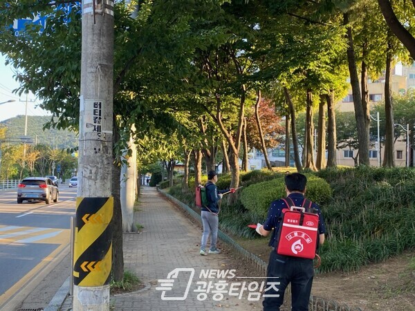연성동_제초·병해충(사진제공=연성동 행정복지센터) 연성동_제초·병해충(사진제공=연성동 행정복지센터)
