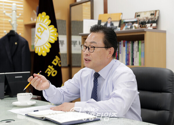 박성민 광명시의회 의장(제공=광명시의회) 박성민 광명시의회 의장(제공=광명시의회)