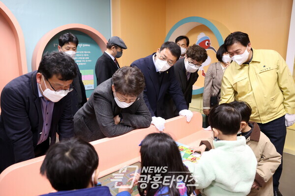 따오기 아동문화관 개관식(제공=시흥시의회) 따오기 아동문화관 개관식(제공=시흥시의회)