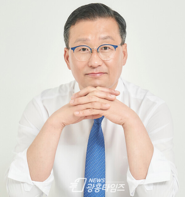 김윤호 광명시장 예비후보, 광명지역 각계각층 시민들로 꾸려진 ‘김윤호 역동캠프’ 출범(제공=김윤호 역동캠프) 김윤호 광명시장 예비후보, 광명지역 각계각층 시민들로 꾸려진 ‘김윤호 역동캠프’ 출범(제공=김윤호 역동캠프)