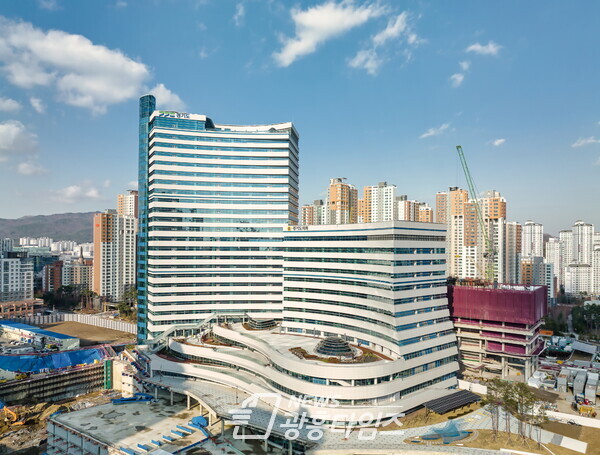 경기도청 광교 신청사 전경(제공=경기도) 경기도청 광교 신청사 전경(제공=경기도)