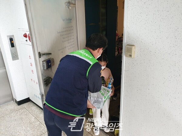 정왕3동 맛있는 나눔의 날(사진제공=정왕3동 행정복지센터) 정왕3동 맛있는 나눔의 날(사진제공=정왕3동 행정복지센터)