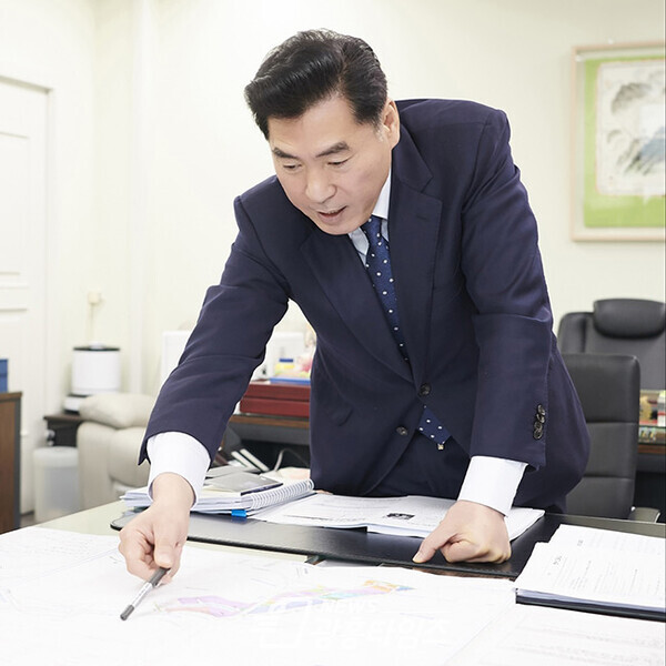김상돈 의왕시장 후보, 제1호 공약 발표(제공=김상돈 후보 선거캠프) 김상돈 의왕시장 후보, 제1호 공약 발표(제공=김상돈 후보 선거캠프)