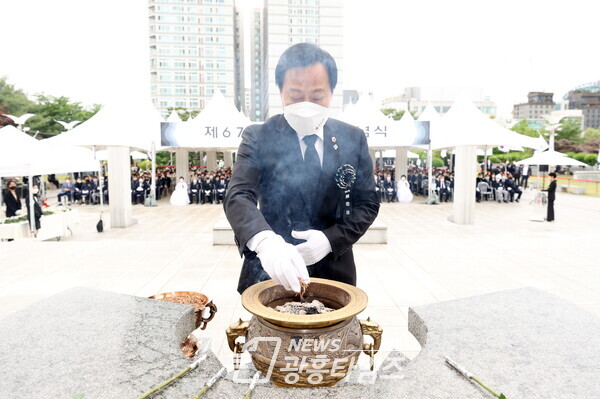 장현국 의장, 제67회 현충일 추념식 참석 (제공=경기도의회) 장현국 의장, 제67회 현충일 추념식 참석 (제공=경기도의회)