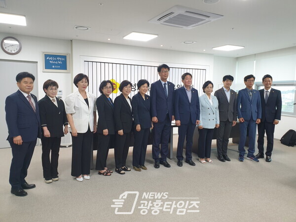 김재균 의원, 여성가족평생교육위원회 위원장 선출 '도민의 안전과 행복 가장 우선할 것' (제공=경기도의회)