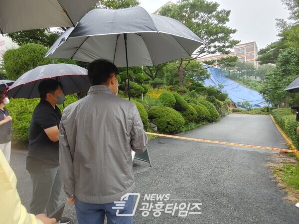 임태희교육감, 성남 숭신여고 폭우피해 현장 점검(제공=경기도교육청)