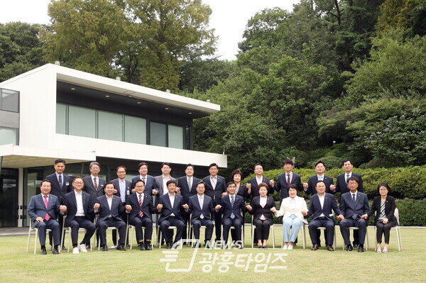 염종현 의장, 경기도의회경기도 오찬 정담회서 '신속한 정책집행 통한 민생과제 해결' 강조(제공=경기도의회)