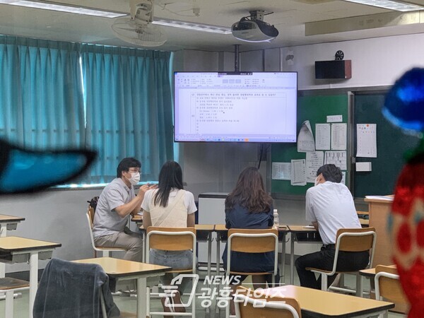 광명교육지원청, '따뜻한 동행 진로비전 함께 그려가기' 운영(제공=광명교육지원청)