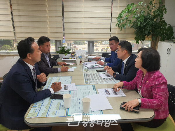 광명지역 도의원, 소통강화 통한 지역 의정활동 공고히 다져(사진제공=경기도의회 광명상담소) 광명지역 도의원, 소통강화 통한 지역 의정활동 공고히 다져(사진제공=경기도의회 광명상담소)