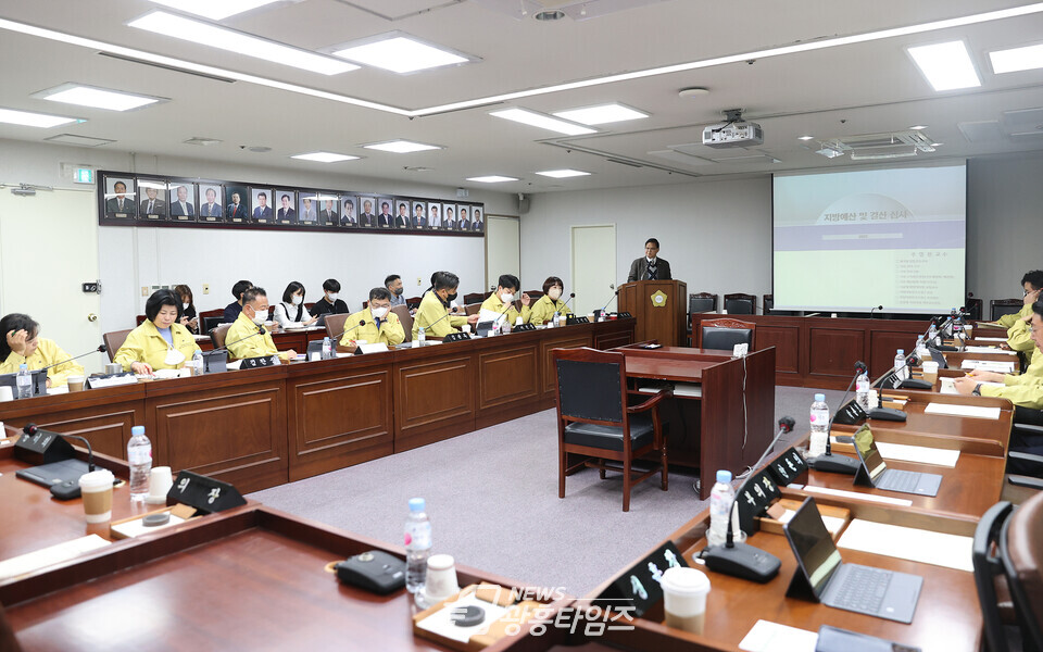 의원 및 직원 전문성 강화 직무교육 (사진제공=시흥시의회)