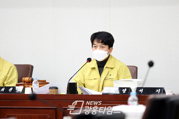 제303회 시흥시의회 제2차 정례회 예산결산특별위원회_김진영 위원장(사진제공=시흥시의회) 제303회 시흥시의회 제2차 정례회 예산결산특별위원회_김진영 위원장(사진제공=시흥시의회)