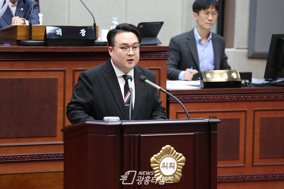 5분 자유발언 중인 이상훈 의원(사진제공=시흥시의회)