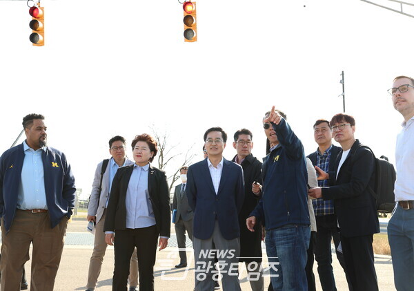 미시간대학교 Mcity(자율주행 차량 테스트 트랙)방문(사진제공=경기도)