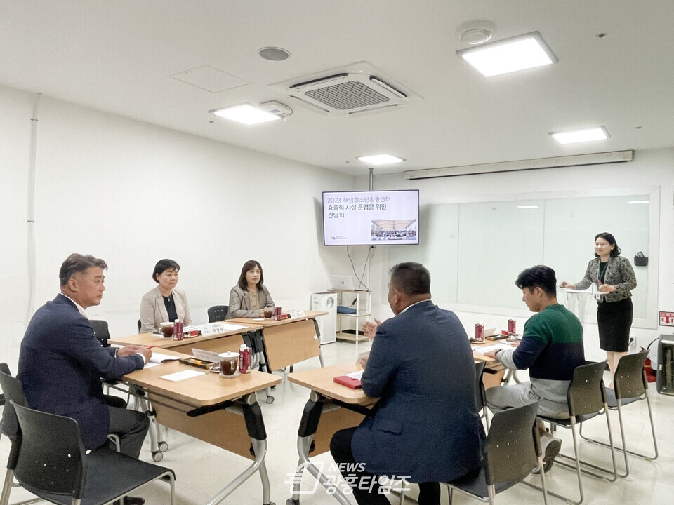 김정호 의원, 해냄정소년활동센터 개선을 위한 현장정담회(사진제공=김정호 국민의힘 대표 직무대행실) 김정호 의원, 해냄정소년활동센터 개선을 위한 현장정담회(사진제공=김정호 국민의힘 대표 직무대행실)