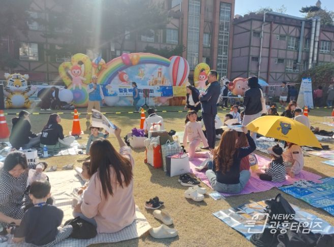 시흥시, 아동의 날 기념 '월곶 바다 미술대회'로 주민 화합 높여