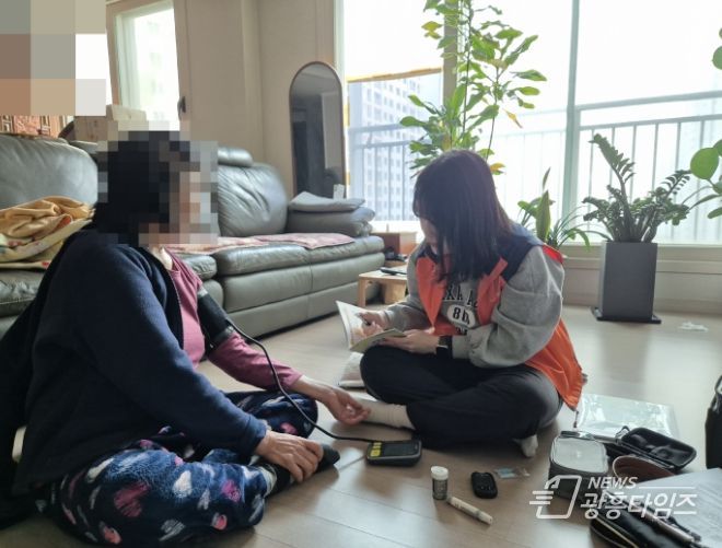 배곧1동 시흥돌봄SOS센터, 방문 건강관리로 건강 위기 해소 힘써