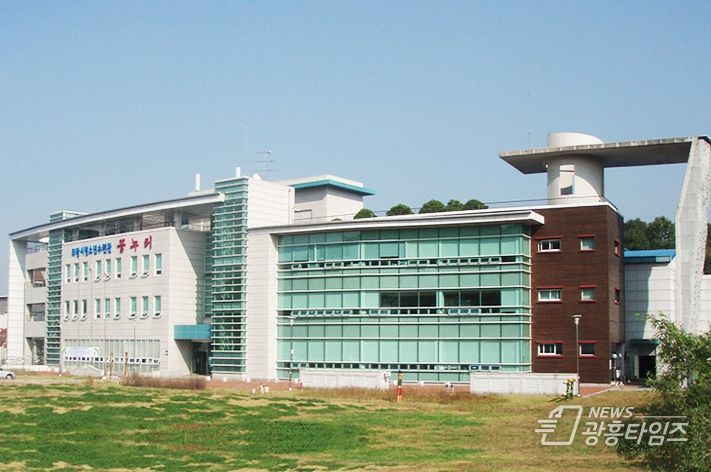 청소년수련관 전경